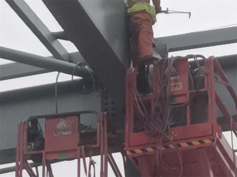 On site installation of steel structures
