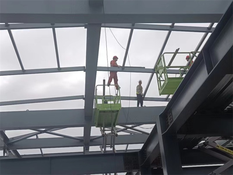 On site installation of steel structures