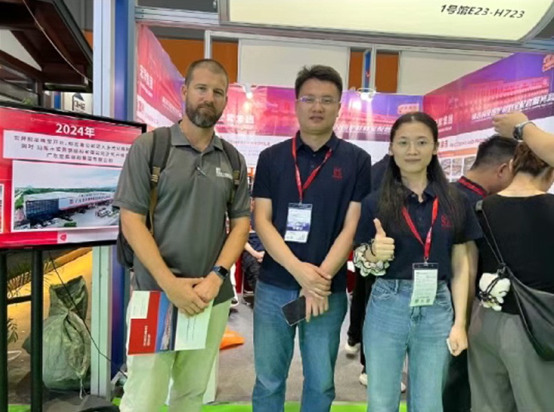 2026 Canton Fair Steel Structure International Exhibition - Customers from the Republic of Trinidad and Tobago Visit Hongsheng Steel Structure Factory